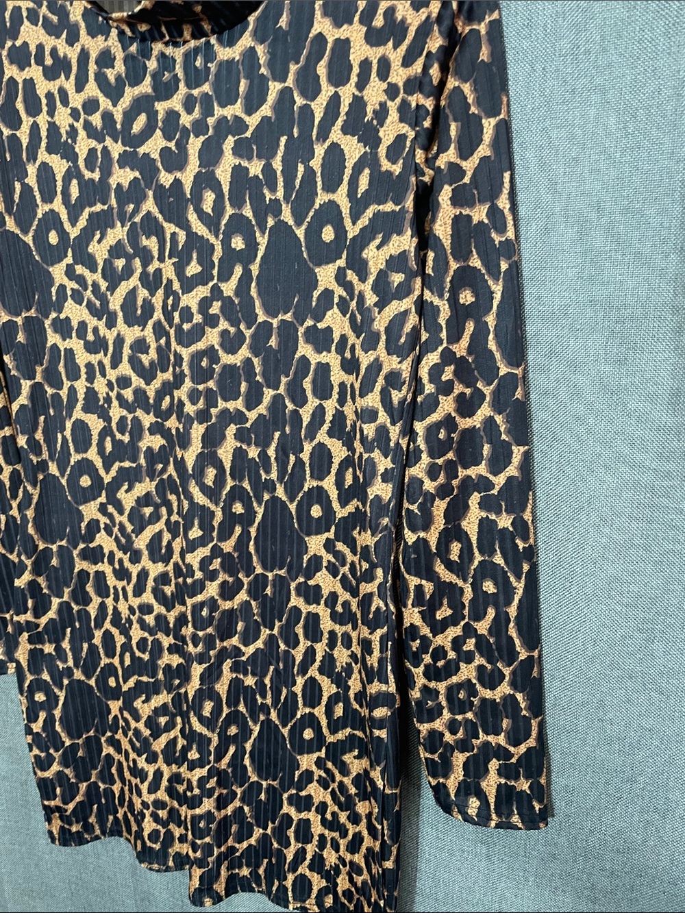 PrettyLittleThing Leopard Print Mini Dress Ribbed Mock Neck Long Sleeve Brown 10 - Picture 2 of 9